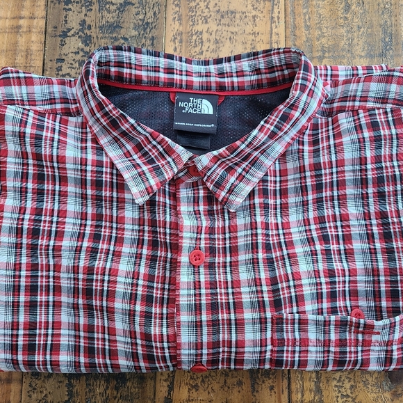 The North Face Other - 🧊THE NORTH FACE shirt for men
